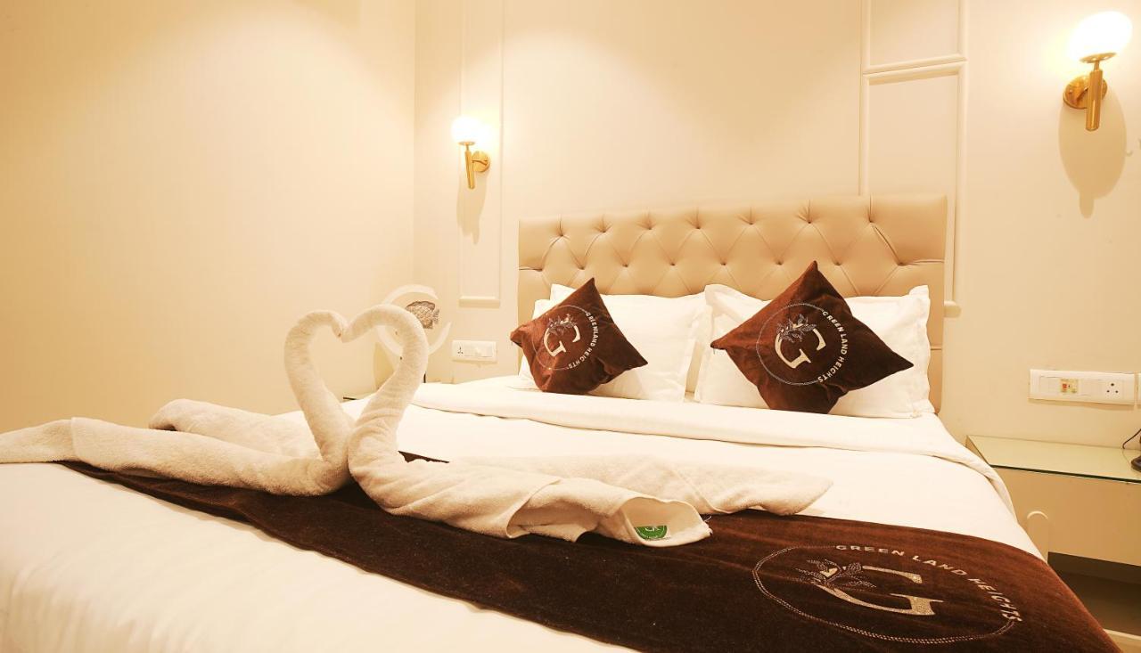 Hotel Green Land Heights Αμριτσάρ Εξωτερικό φωτογραφία